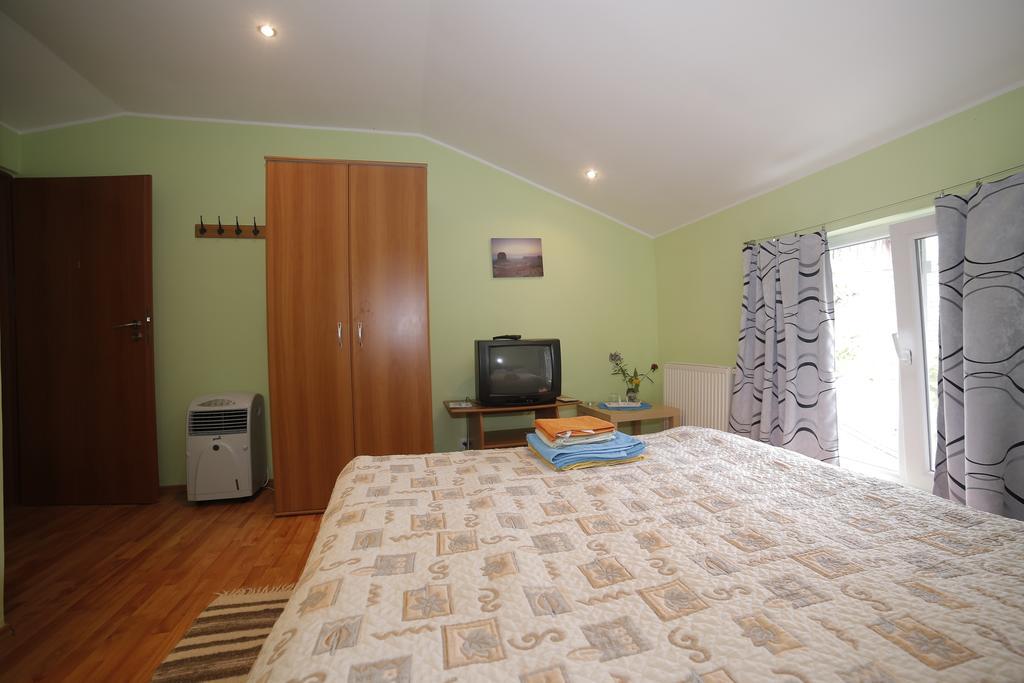 Pension Casa Anadam Băile Herculane Cameră foto